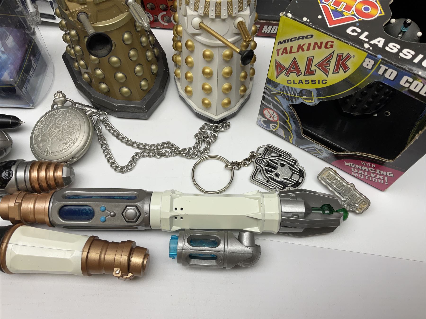 Doctor Who collectables to include ‘British Icon Dalek’ limited 50th anniversary edition in original box, collectors cookie jar, Dalek and Tardis related figures, sonic screwdrivers, small quantity of stamps, framed prints, books etc 