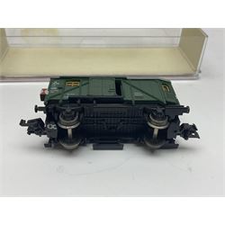 Fleischmann ‘N’ gauge ‘Piccolo’ - sixteen carriages, wagons and cars comprising nos. 8051, 8052, 8055, 8064, 8119K, 8127, 8128, 8129, 8202, 8211, 8224, 8240, 8281, 8301, 8500, 9372; along with Minitrix N503 Shock Van and 13576 6 ton Mineral Wagon; boxed and loose (18) 