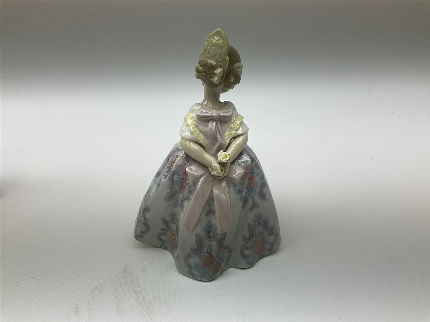 Lladro figures, Lolita model 5372, Carmencita model 5373, Valencianita model 5374 and Teresita model 5375