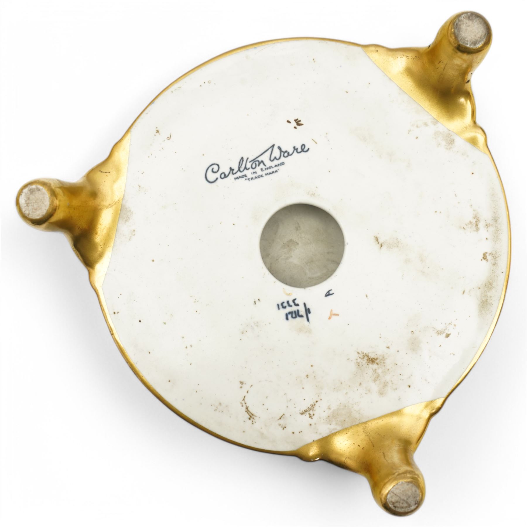 Carlton Ware bowl on stand decorated with Oriental dragon on a green and gilt ground D24cm