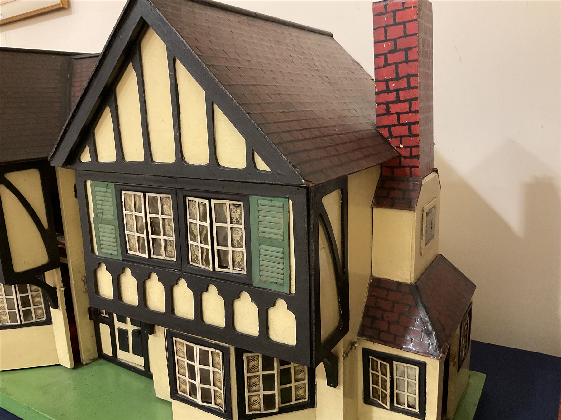 Triang stockbroker dolls house for sale hotsell