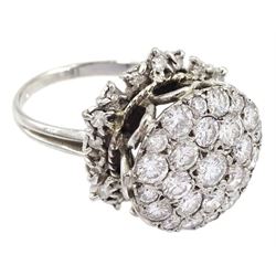 18ct white gold round brilliant cut diamond cluster ring, stamped 750, total diamond weight approx 2.00 carat