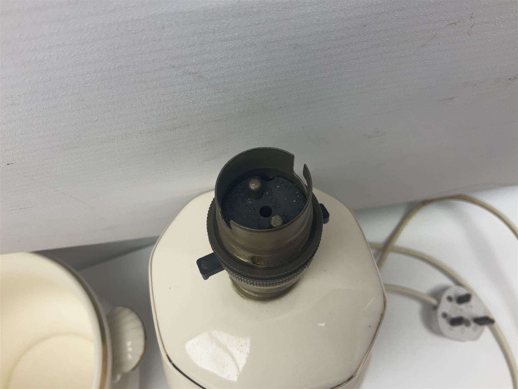 Collection of Masons Mandalay pattern, to include clock, covered vase, jugs, etc, and other Masons Chartreuse pattern items 