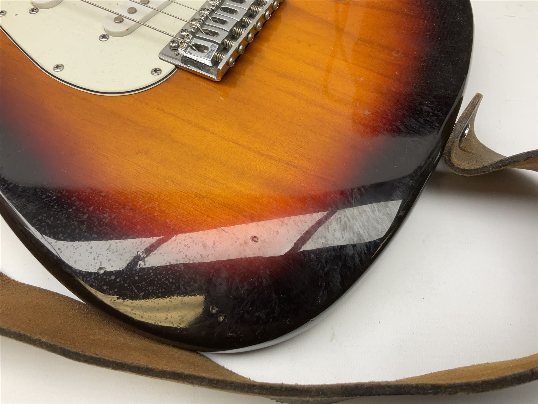 Starsound electric guitar with ‘sound city’ amp