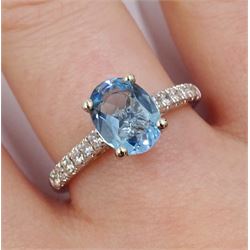 18ct white gold oval aquamarine ring, with diamond set shoulders, hallmarked, aquamarine approx 1.20 carat