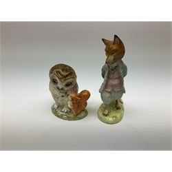 Fifteen Beswick Beatrix Potter figures, comprising Tommy Brock, The Old Woman who live in a Shoe, Samuel Whiskers, Foxy Whiskered Gentleman, Old Mr Brown, Mr Benjamin Bunny and Peter Rabbit, Tailor of Gloucester, Goody Tiptoes, Mr Benjamin Bunny, Diggory Diggory Delvet, Jemima Puddleduck, Aunt Pettitoes, Hunca Munca, Rebeccah Puddle-Duck, and Lady Mouse. 