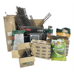 Large quantity of G scale gauge 1 outdoo