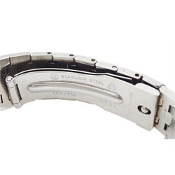 Omega Seamaster gentleman's stainless steel quartz wristwatch, Cal. 1342, dial with baton hour markers and date aperture, on stainless steel bracelet, with fold-over clasp, boxed with papers dated 1983