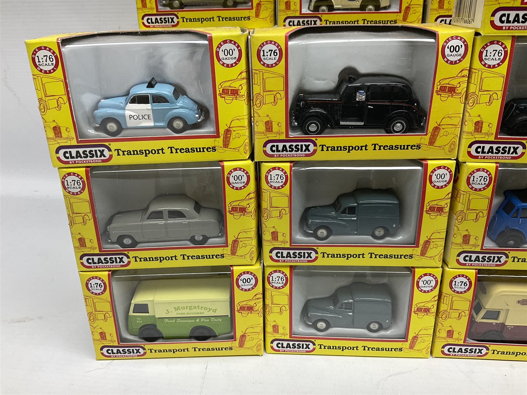 Seventy Classix Transport Treasures 1:76 scale die-cast models, all boxed (70)