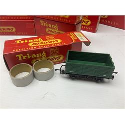 Tri-ang '00' gauge - seven passenger coaches; ten assorted goods wagons; Girder Footbridge; Automatic Train Control Set; and Phase 2 Power Masts; all boxed (20)