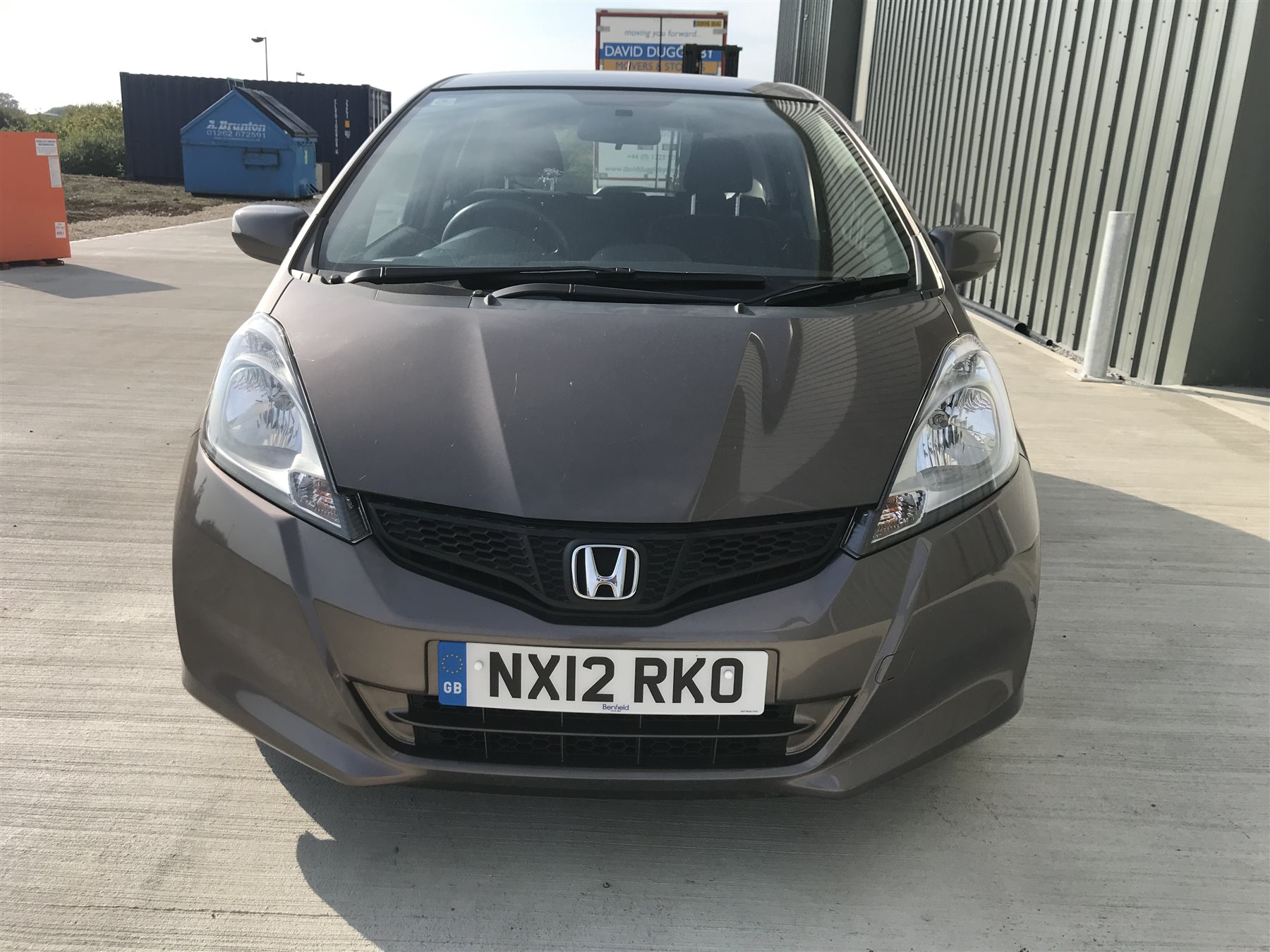 2012 Honda Jazz 1.4 i-VTEC ES CVT. 5 doors, automatic transmission, petrol, climate control, electric windows. 32,000 miles from new. Alloy wheels. No V5 present, No MOT. From local estate.