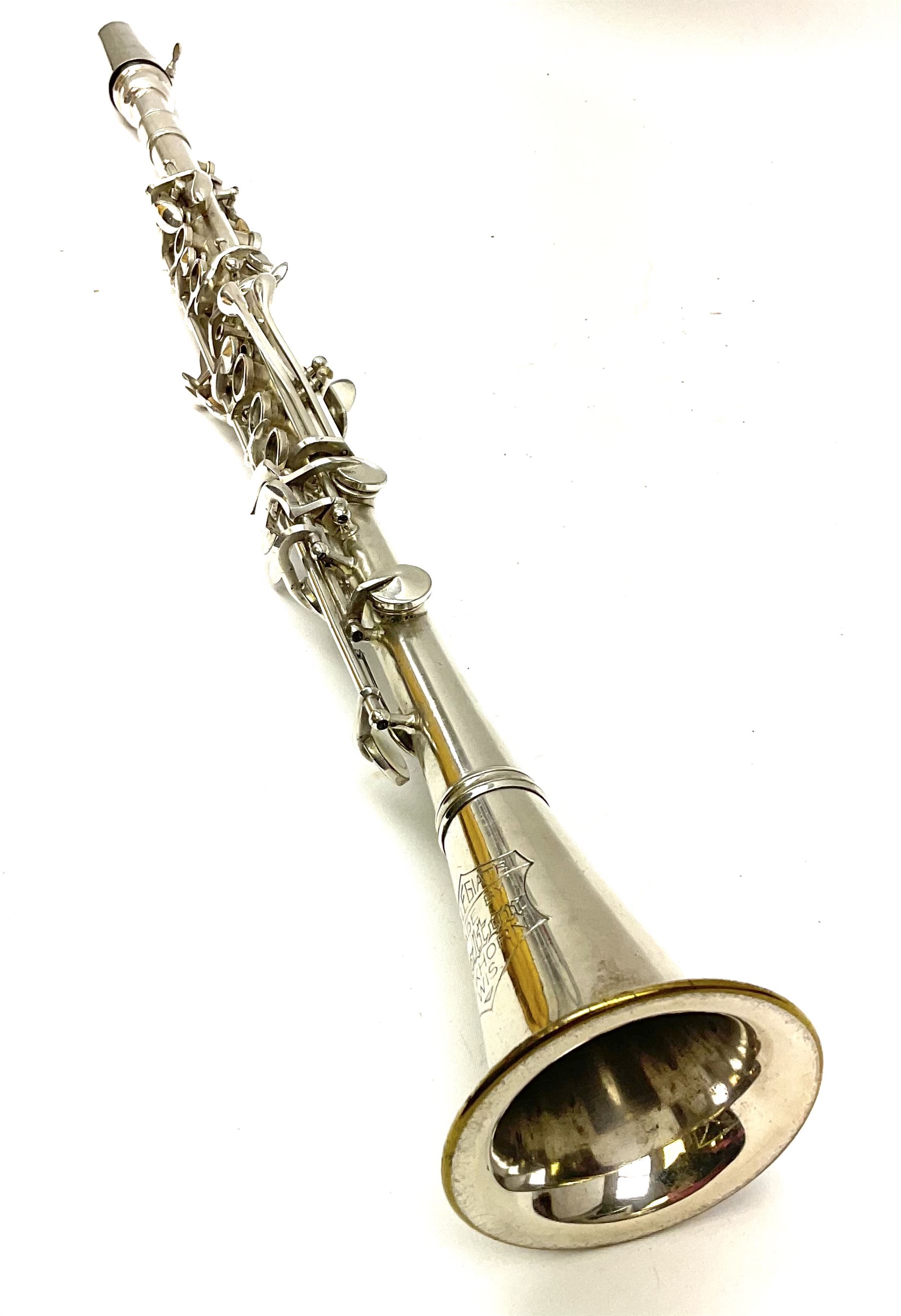 Holton Elkhorn Collegiate silver plated two-piece clarinet No.203444 L68cm; cased