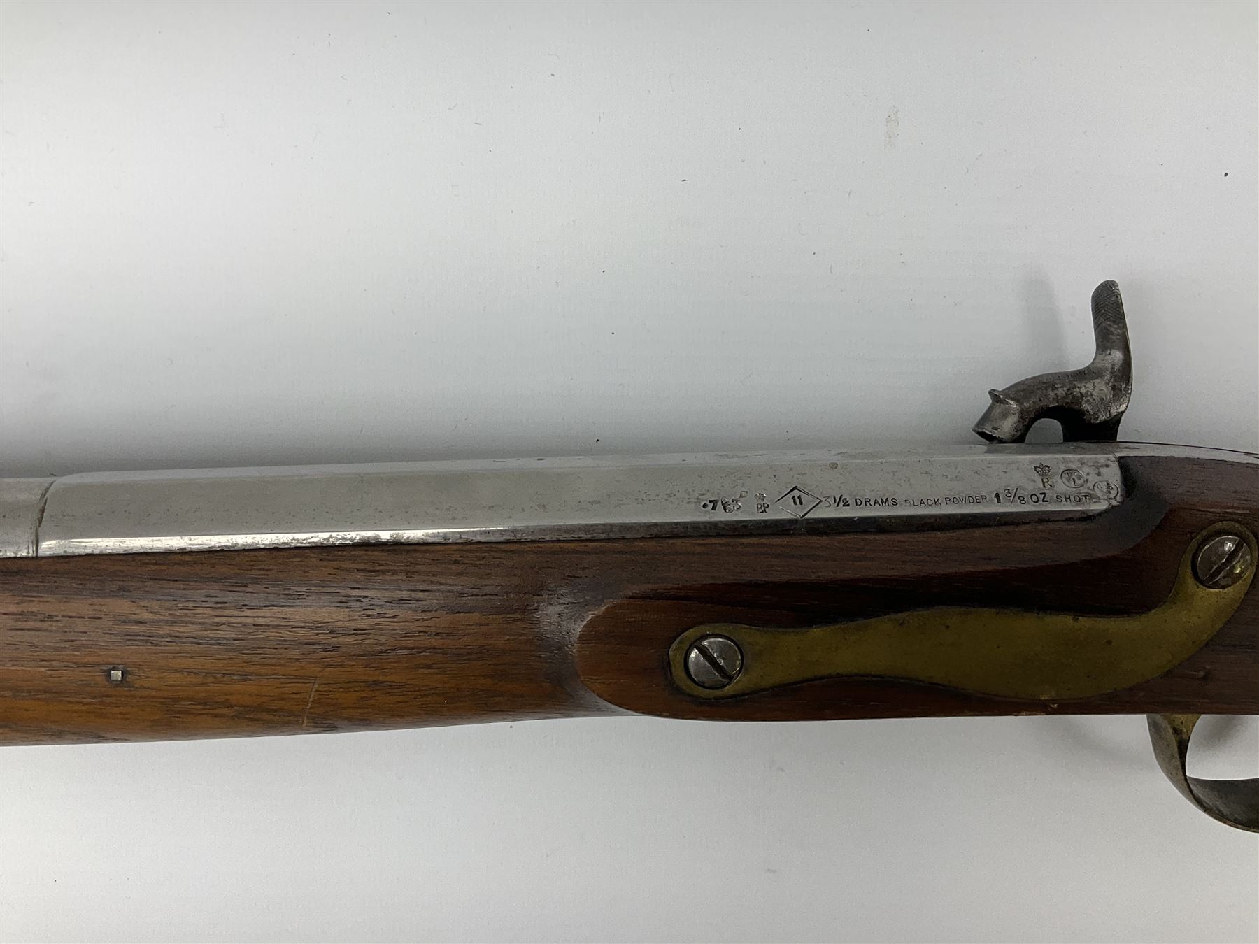 Reproduction 11-bore black-powder blunderbuss, the 61.5cm barrel with black-powder marks and ramrod under, walnut full stock with steel lock and brass fittings and two sling swivels, serial no.155, L101cm overall SHOTGUN CERTIFICATE REQUIRED
