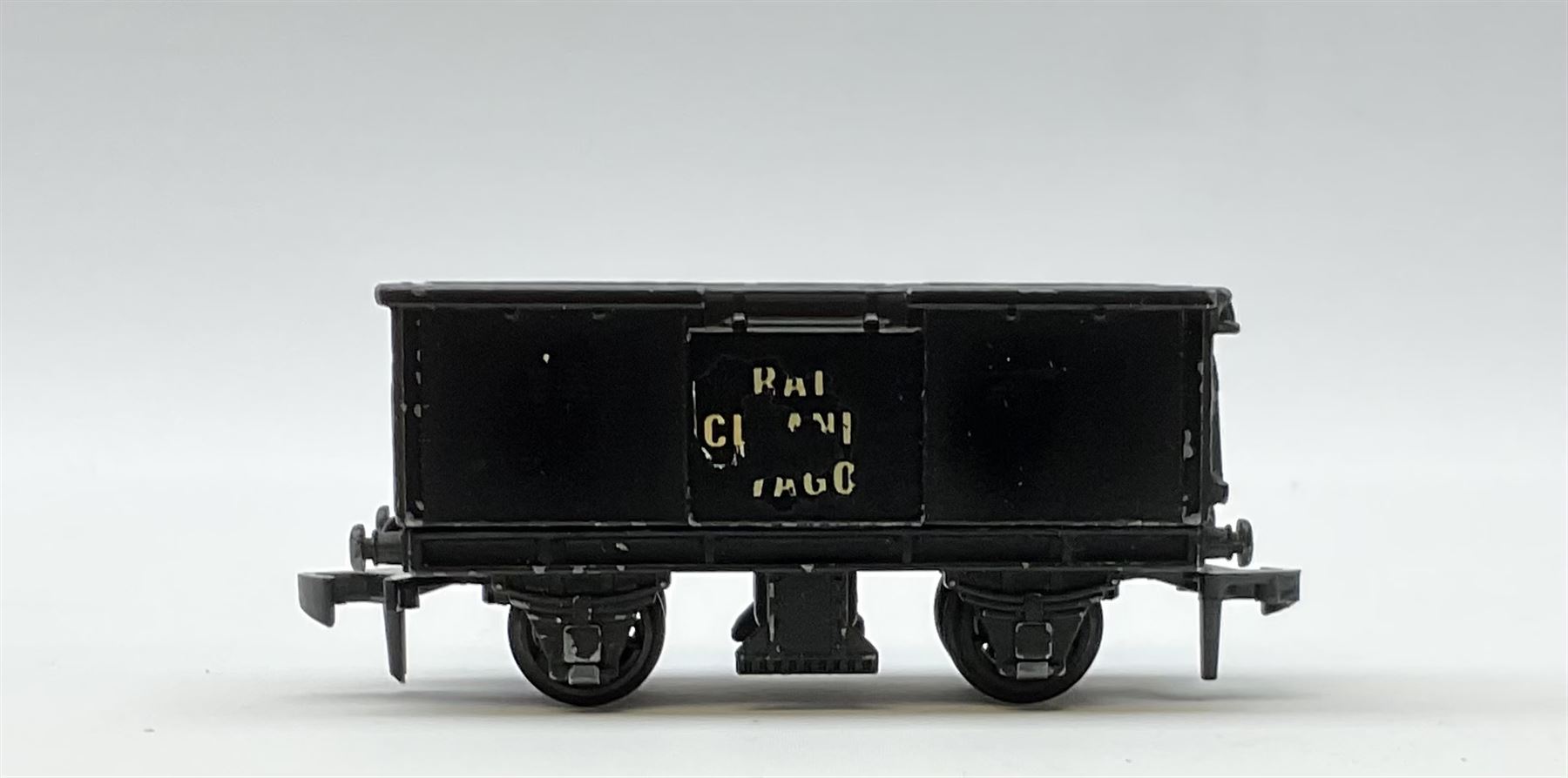 Hornby Dublo 4654 Rail Cleaning Wagon in Tony Cooper 1984 box with