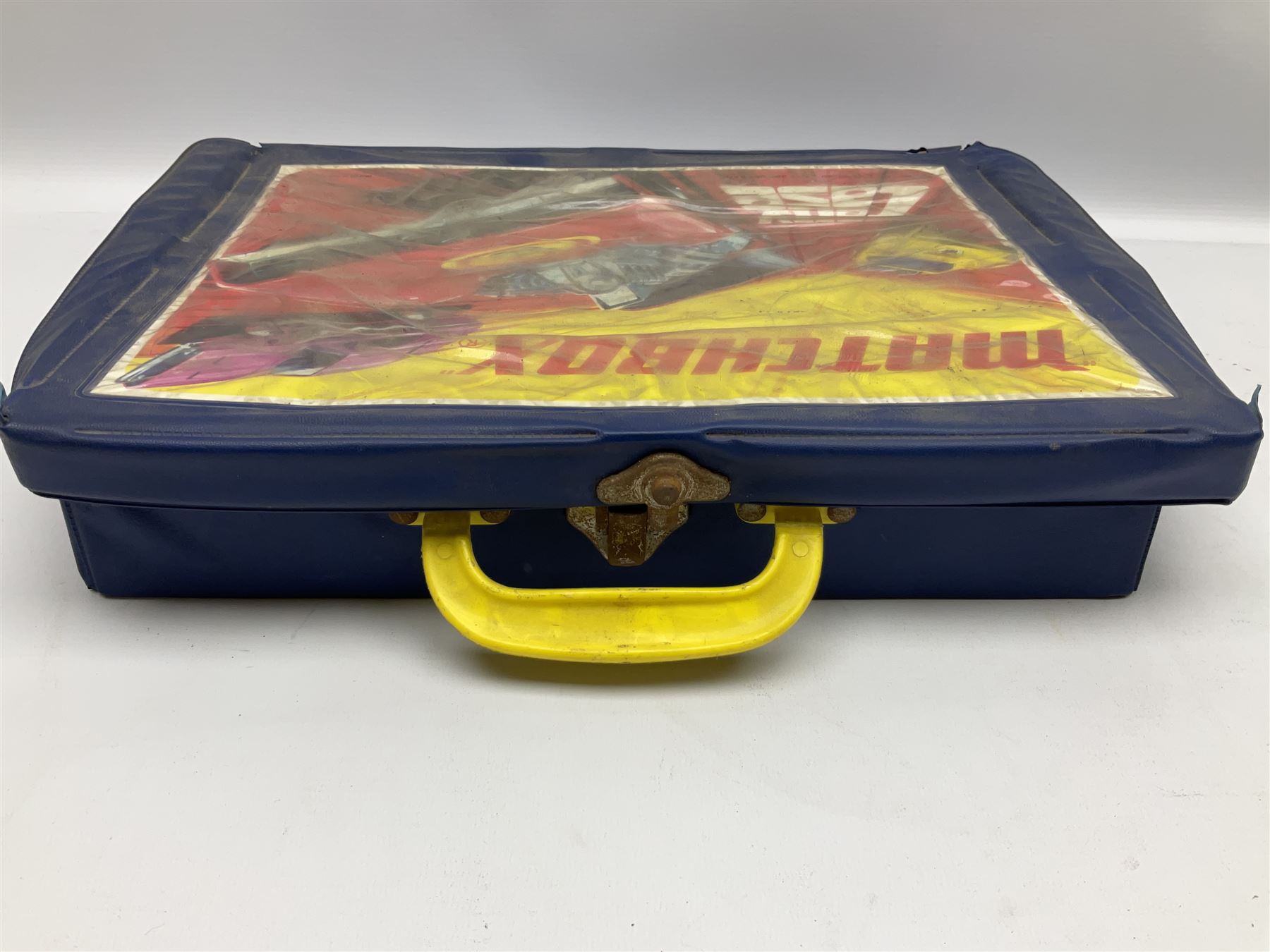 Matchbox 1-75 Series - Carry Case containing thirteen models comprising 2d, 5a, 8a, 9b, 10c, 11c, 13c, 14c, 17d, 25c, 27d, 28c and 31e (Superfast); all boxed