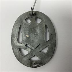 WW2 German 'silver' Infantry Assault badge marked BSW verso; another Infantry Assault badge; and a silvered General Assault badge (3)