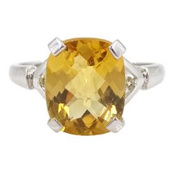 9ct white gold citrine ring, hallmarked,