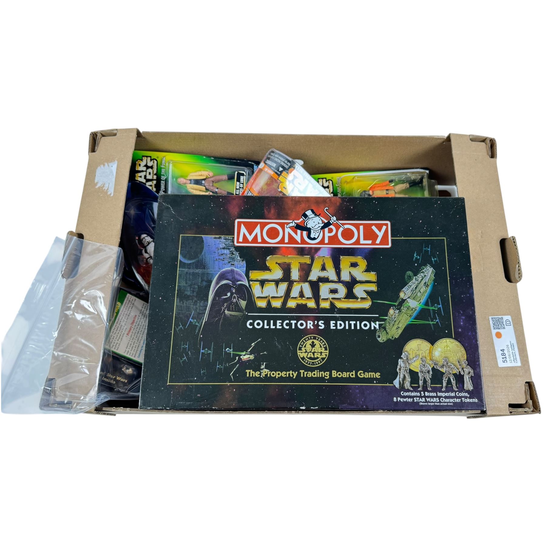 Star Wars figures and collectables, including Star Wars Monopoly, Revenge of the Sith figures and Power of the Force figures, keyring, book, etc