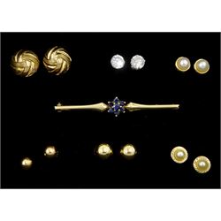 Gold sapphire flower head bar brooch, pair of white gold cubic zirconia stud earrings and five other pairs of gold earrings, all 9ct hallmarked, stamped or tested 