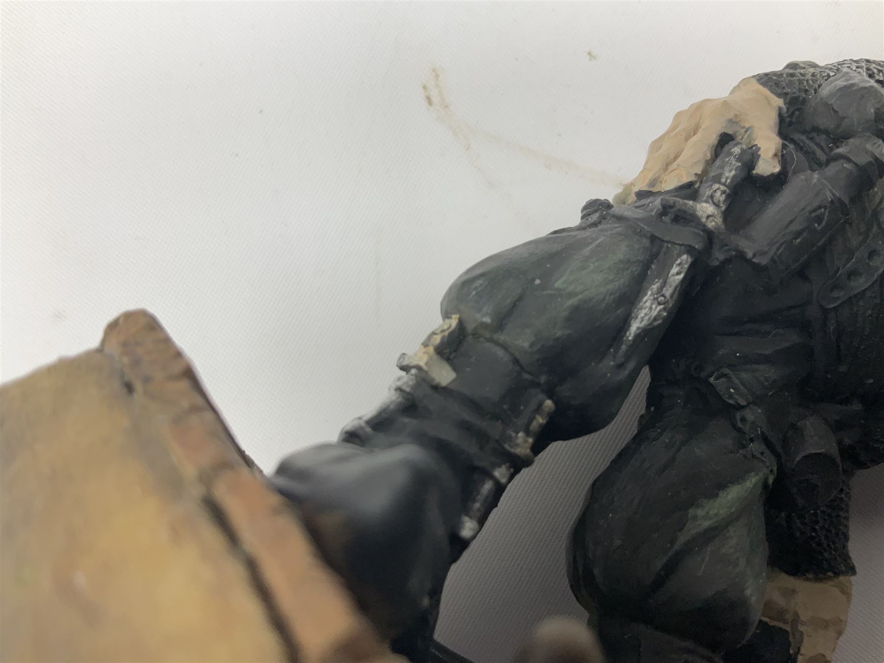 Terry Pratchett Discworld figures, comprising Roderick the hippo, DWE2, a 1995 event piece, Rincewind bookend, DW11, Death bookend, DW12, Librarians wizard knob, boxed, DW55, the luggage, boxed, DW04, tankard from the mended drum, DW21, Teppic the assassin, DW32, Greebo, DW45, Herne the hunted, DW64, Gaspode,  DW31, Quoth on skull, DW49 and Dibbler's compass DW16. 