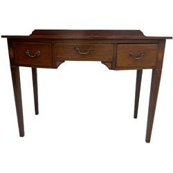 Edwardian mahogany dressing side table, 
