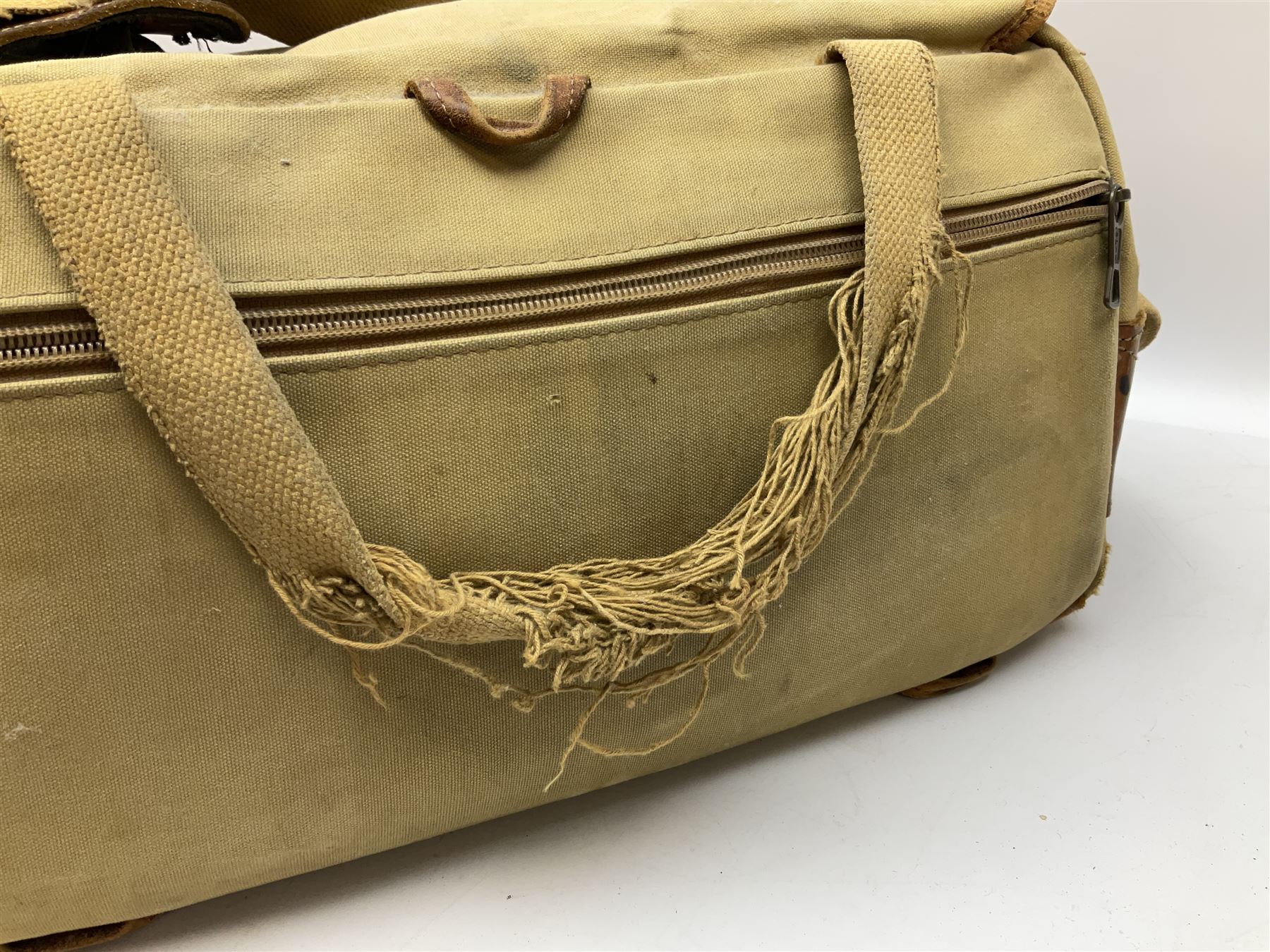 Pentax 67II camera with Asahi SMC Pentax - 6x7 ‘1:4 45mm’ lens, Asahi Takumar / 6x7 ‘1:4.5/75’ lens, Asahi Macro-Takumar / 6x7 ‘1:4/135’ lens, Asahi SMC Pentax - 6x7 ‘1:2.8 165mm’ lens, Asahi Pentax 6x7 rear converter ‘T6-2X’, lens filters and various other accessories, housed in a Billingham carry bag