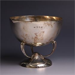 Art Nouveau silver trophy cup, engraved circular bowl upon three naturalistic curved supports,and a circular foot, engraved 'Cairo's Open Cup' to body, H11cm