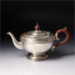 Silver circular teapot with presentation inscription Birmingham 1932 Maker Alexander Clark & Co Ltd 