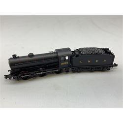 Graham Farish by Bachmann 'N' gauge - Class J39 0-6-0 locomotive no. 1856, Class 8F 2-8-0 locomotive no.48773 and Class A2 4-6-2 'A.H. Peppercorn' locomotive no.525  (3)