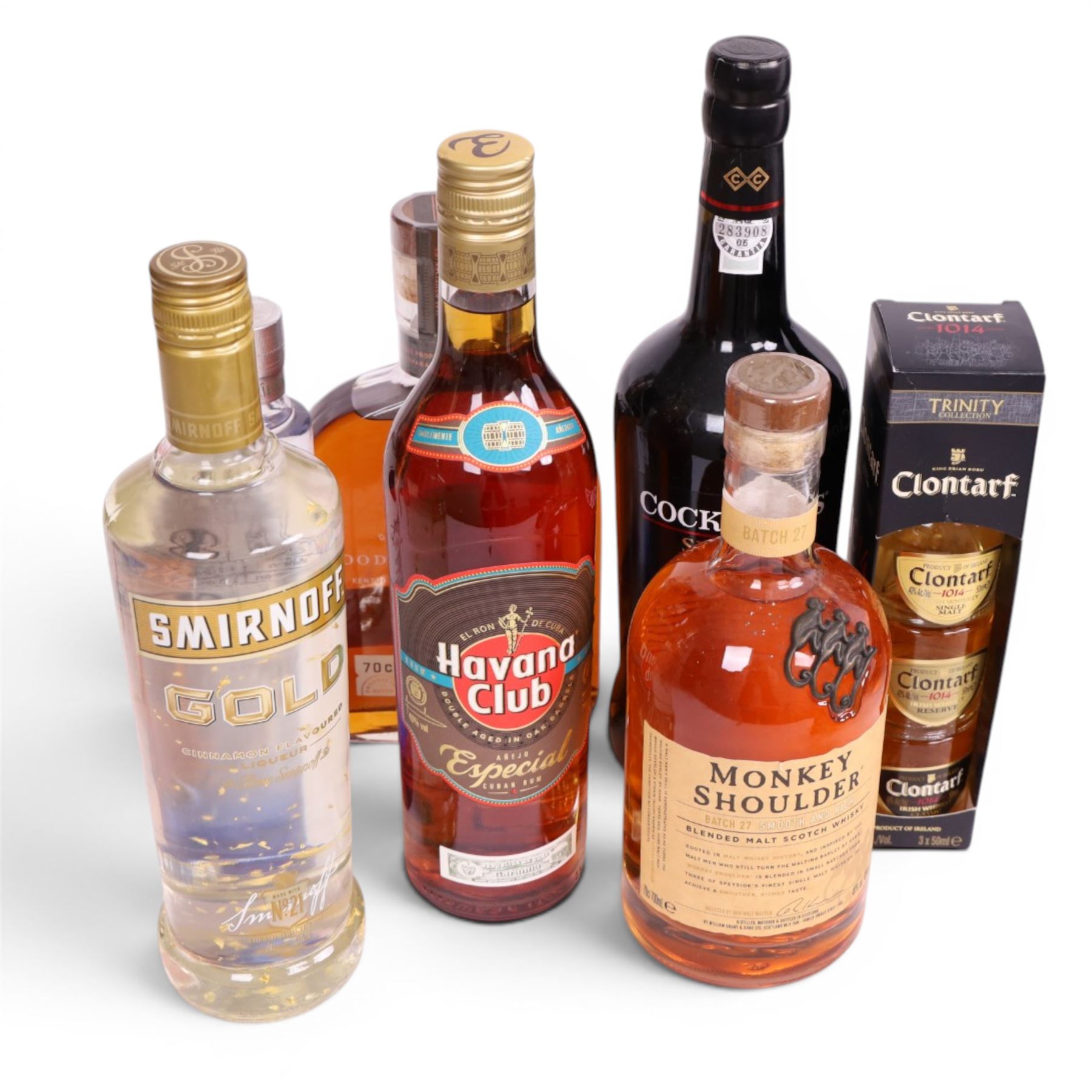 Mixed alcohol, including Monkey Shoulder, blended scotch whisky, Woodford Reserve, Kentucky bourbon whiskey, Cockburn's Special reserve port etc, together with a selection of miniatures, various contents and proof 