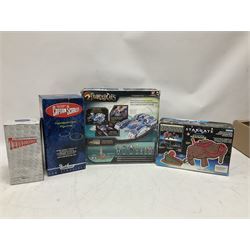 Miscellaneous toys to include Robert Harrop Fun Figurines of Captain Scarlet and Thunderbirds Braman the Robot; Thundercats Thundertank and Mumm-Ra; Stargate Mastadge Beast of Burden; various periodical issue metal figures for Star Wars, Buffy the Vampire Slayer, James Bond etc; all boxed (18)