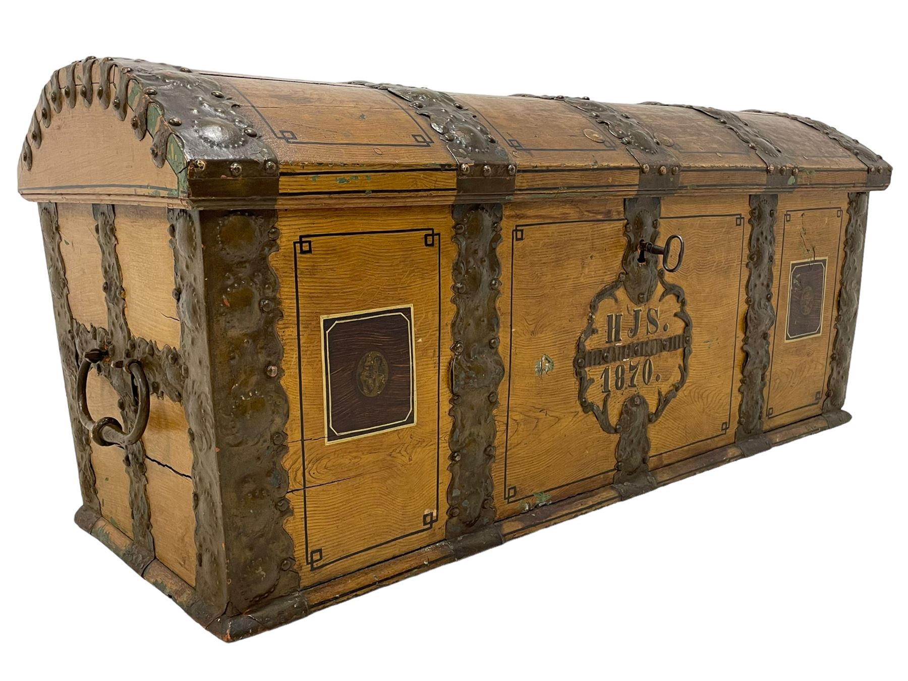 Late 19th Century Painted Pine Sailor's Chest Late 19th Century Painted Pine Sailor's Chest