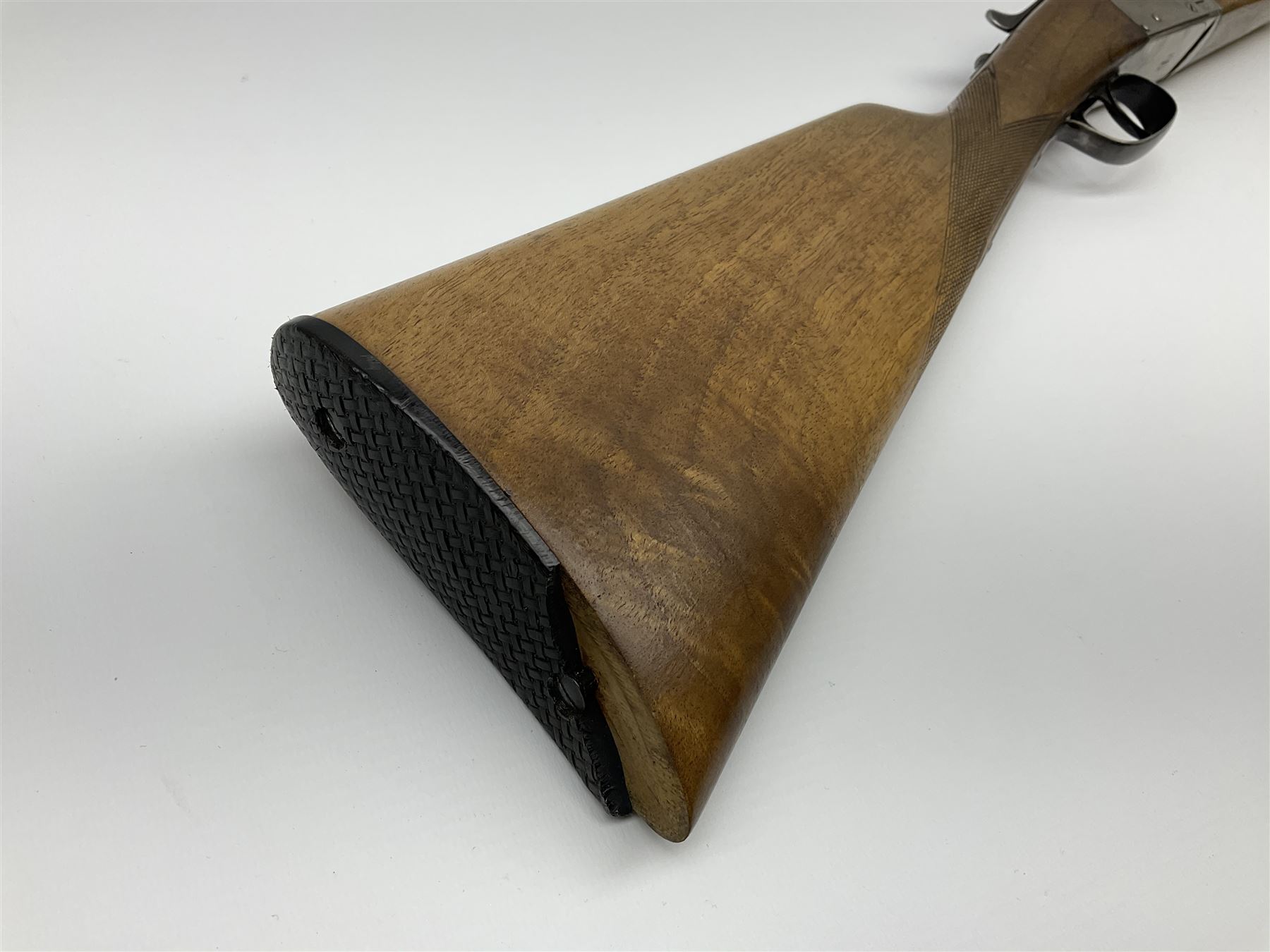 Spanish Master 12-bore side-by-side double barrel boxlock ejector sporting gun, 70.5cm barrels, pale walnut stock with chequered grip and plain fore-end and thumb safety, serial no.130828, L113cm SHOTGUN CERTIFICATE REQUIRED