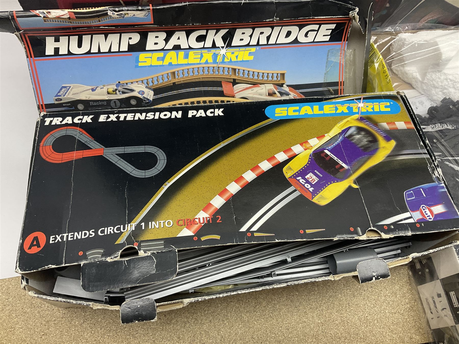 Scalextric - Scalextric 400 C587 set with March Ford 721 and JPS Formula One cars; Calibra Cup set with Motorsport Calibra and Old Spice Calibra; C8040 Track Extension Pack, Hump Back Bridge part-set and unassociated SuperSlot 1:32 scale die-cast Williams-Toyota FW29 unassembled car in four blister packs 