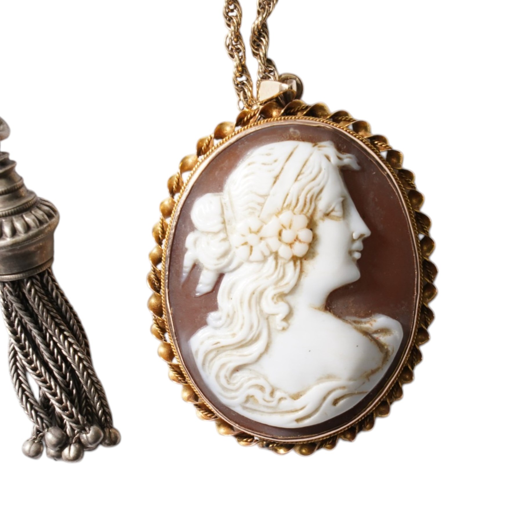 Gold mounted cameo pendant on rope twist chain necklace, both 9ct, early 20th century silver Albertina / bracelet and pocket watch