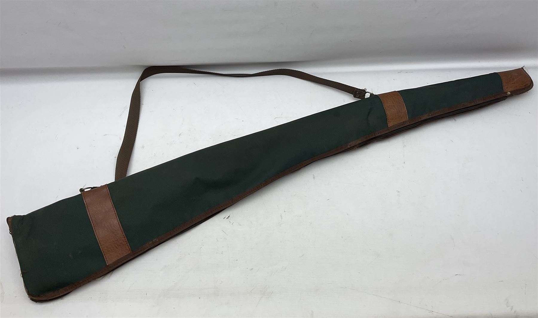 SHOTGUN CERTIFICATE REQUIRED - Spanish Laurona 12-bore double barrel side-by-side sidelock ejector sporting gun with 70cm (27.5