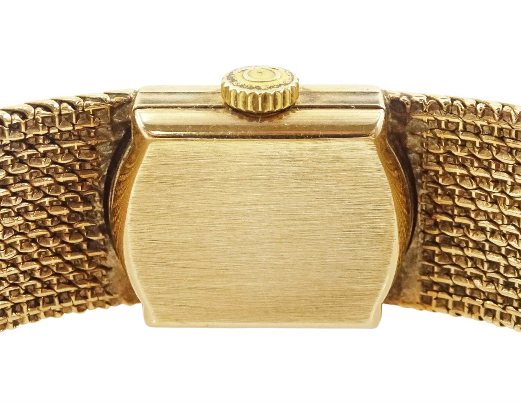 Omega ladies 9ct gold manual wind wristwatch, champagne dial with baton hour markers, on integral 9ct gold bracelet, London 1956