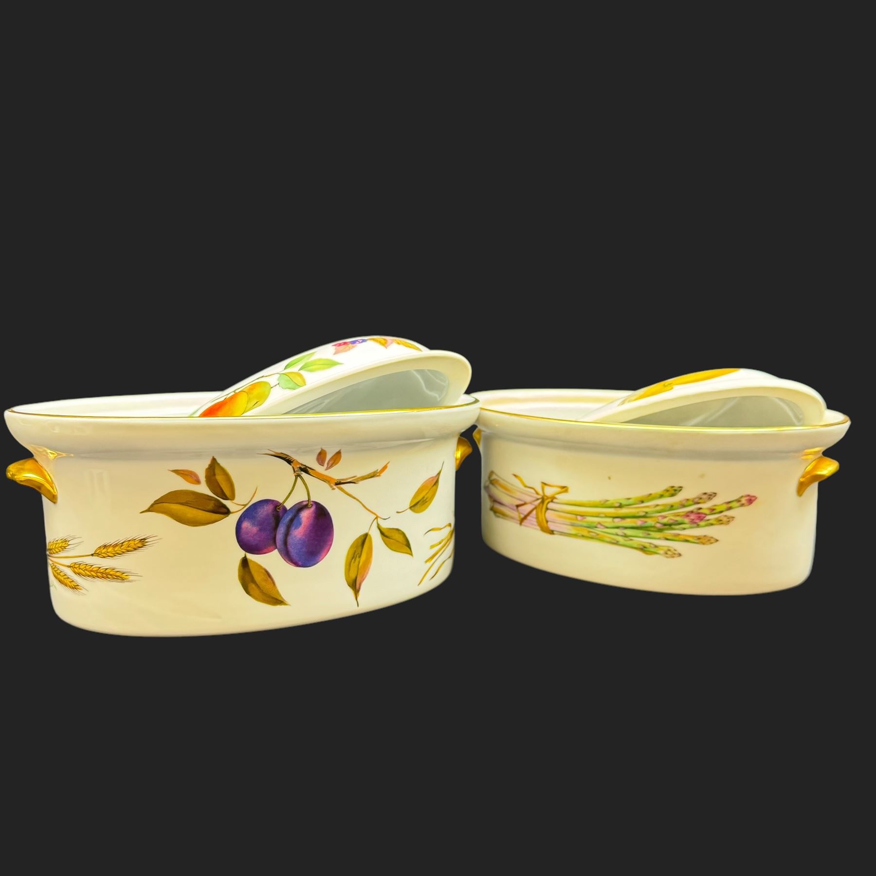 Royal Worcester Evesham pattern dinner wares, including covered serving dishes of various sizes, ramekins, jug etc