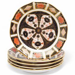 Set of six Royal Crown Derby Imari 1128 pattern tea cups and saucers