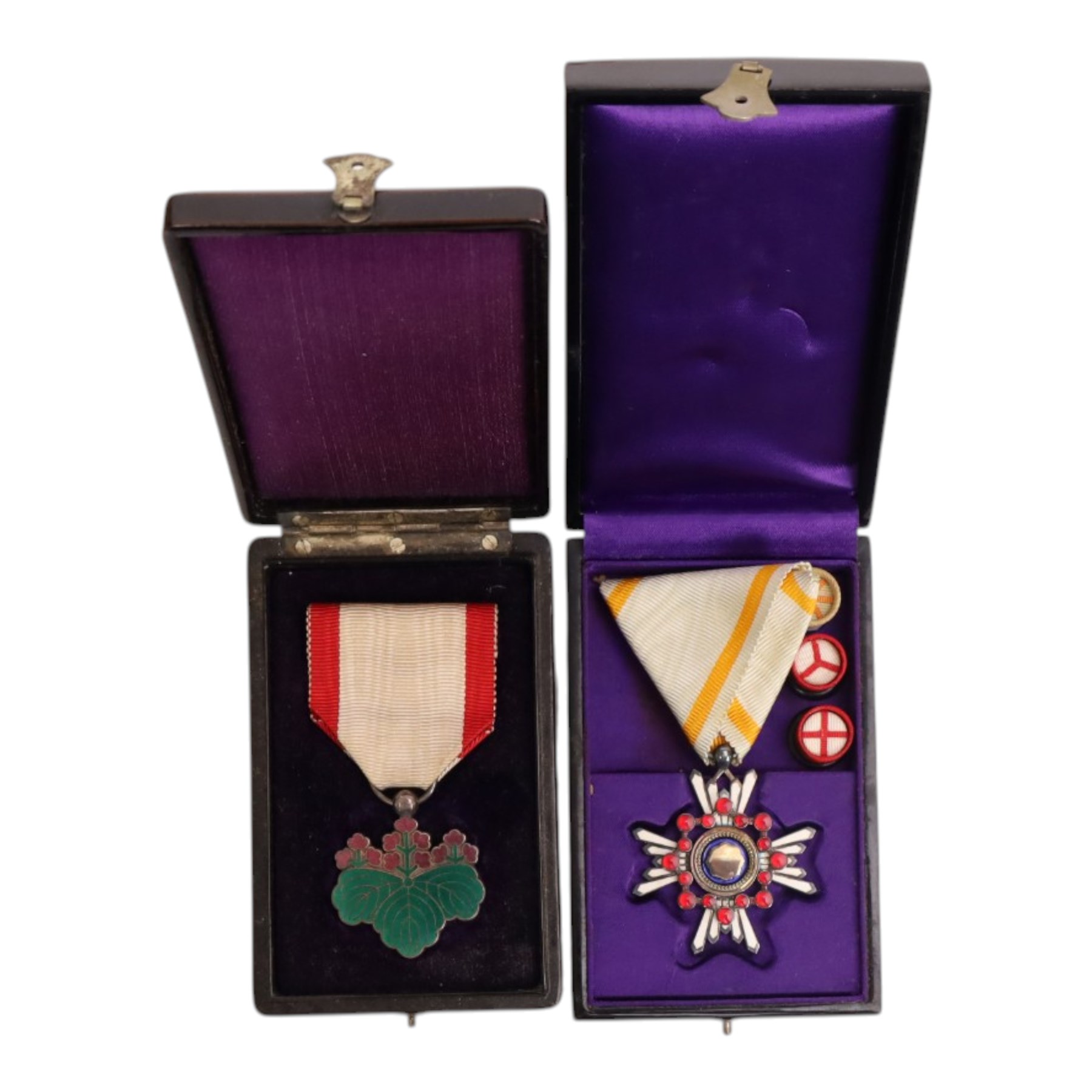 Japanese Order of the Sacred treasure and Order of Rising Sun, both with box 