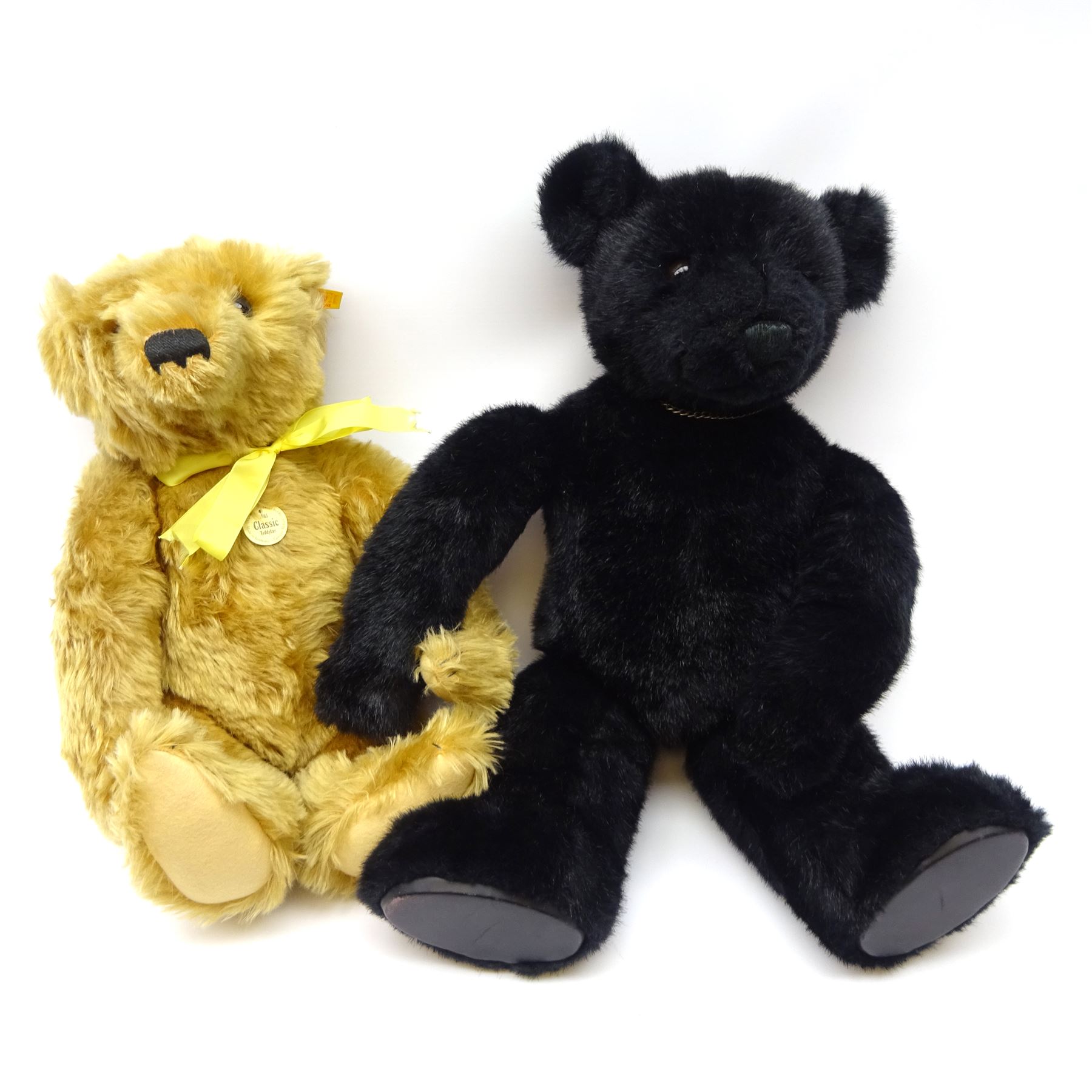 Steiff Replica 1903 Classic teddy bear, the golden mohair body with press squeaker and card tag No.000201 H21