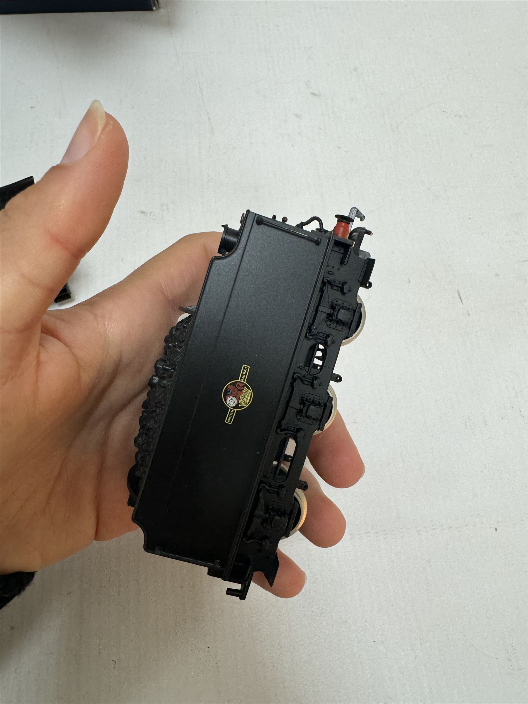 Four Bachmann Branch Line ‘00’ gauge Gresley J39 Class 0-6-0 locomotives, comprising 31851 no.64964 in BR black livery with early crest, 31851A no. 64958 in BR black with early emblem, 31852 no. 64967 in BR black with late crest and 31852A no. 64970 in BR black with late crest, all boxed 