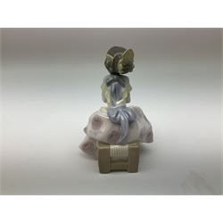 Lladro figures, Lolita model 5372, Carmencita model 5373, Valencianita model 5374 and Teresita model 5375