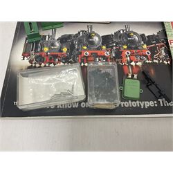 Fleischmann ‘N’ gauge - quantity of track, couplings, switches and accessories to include no.9481 Dump Car Unloader, two transformers and a mid 1980s Fleischmann catalogue 