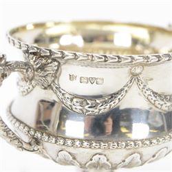 Early 20th century silver twin handled pedestal bowl and cover, the wasted body with embossed husk swag and band, above stiff leaf detailed lower section, and twin zoomorphic mask detailed handles, the slightly domed cover with conforming embossed decoration, upon a spreading circular foot, hallmarked George Nathan & Ridley Hayes, Chester 1908, H15cm
