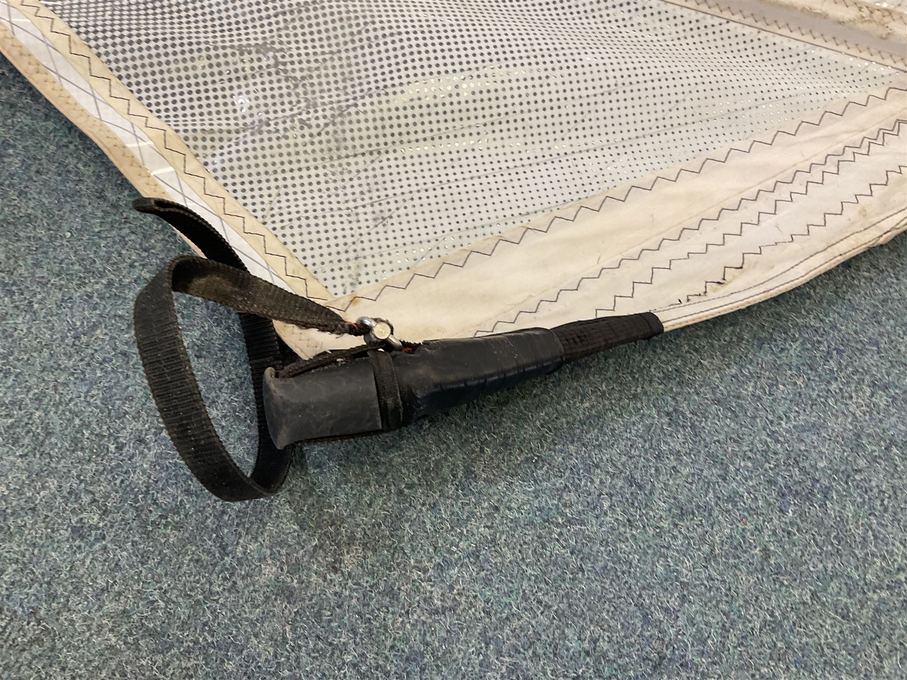 Windsurfing: Quantity of sails and masts comprising Severne Gator sail, mast 430/21 size 6.0, luff 453, boom 182, carbon Redline Severne 430 RDM mast, Tushingham Rock sail and Tushingham Free Wave mast, Tunshingham The Rock 4.2 sail, some with carrying cases, together with other equipment to include Severne Wave Grenade extension, other extensions etc