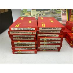 '00'/HO gauge - Faller B-103 Station kit and 1205 Combi-Kit; boxed with instructions; large quantity of Hornby track including points and curved points, girder bridge, diamond crossings, straights, curves etc; some boxed; and boxed H&M Duette controller etc