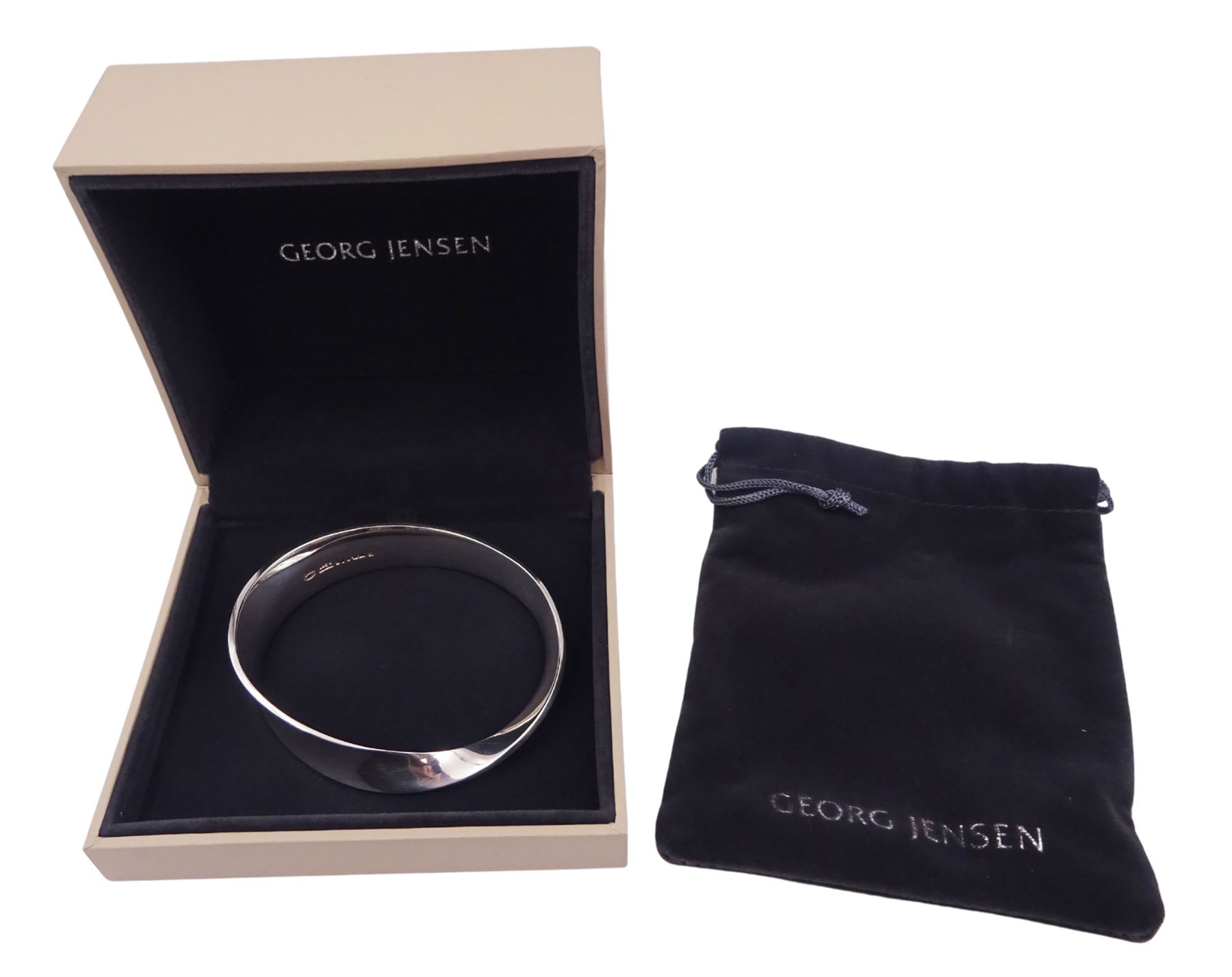 Georg Jensen Mobius silver bangle, designed by Vivianna Torun, No. 206, boxed 