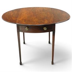 Small early 19th century George III mahogany Pembroke table of small proportions, the oval...