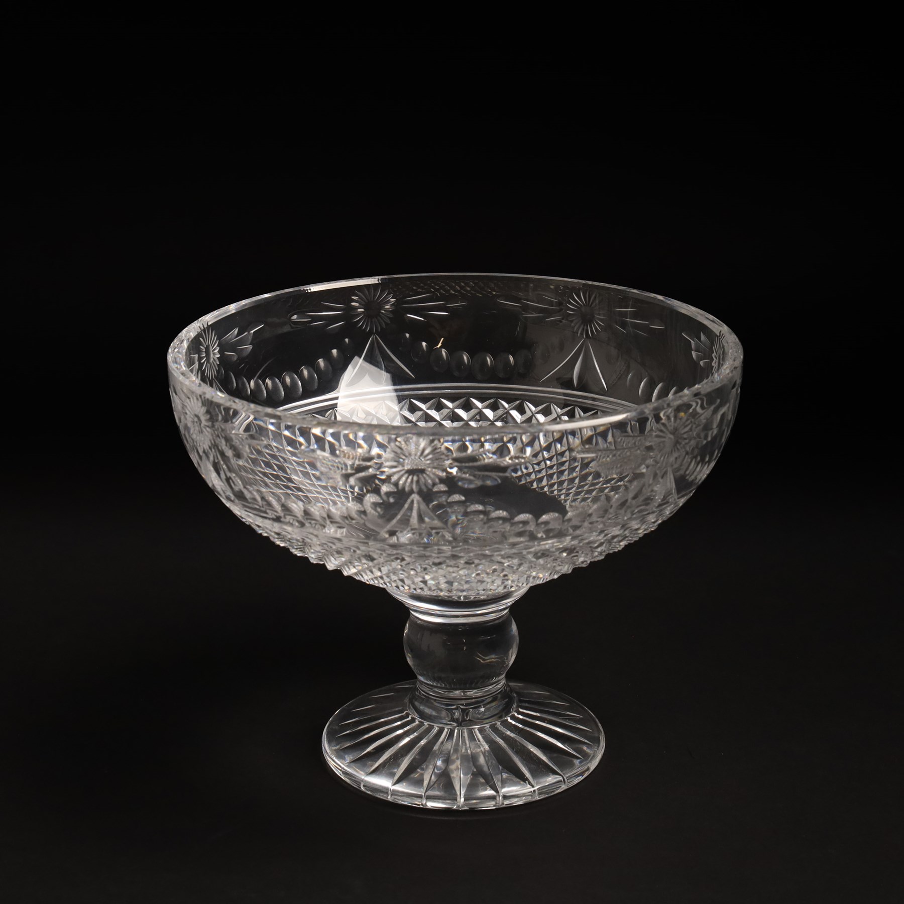 Stuart Crystal Beaconsfield pattern bowl on pedestal foot, D20cm